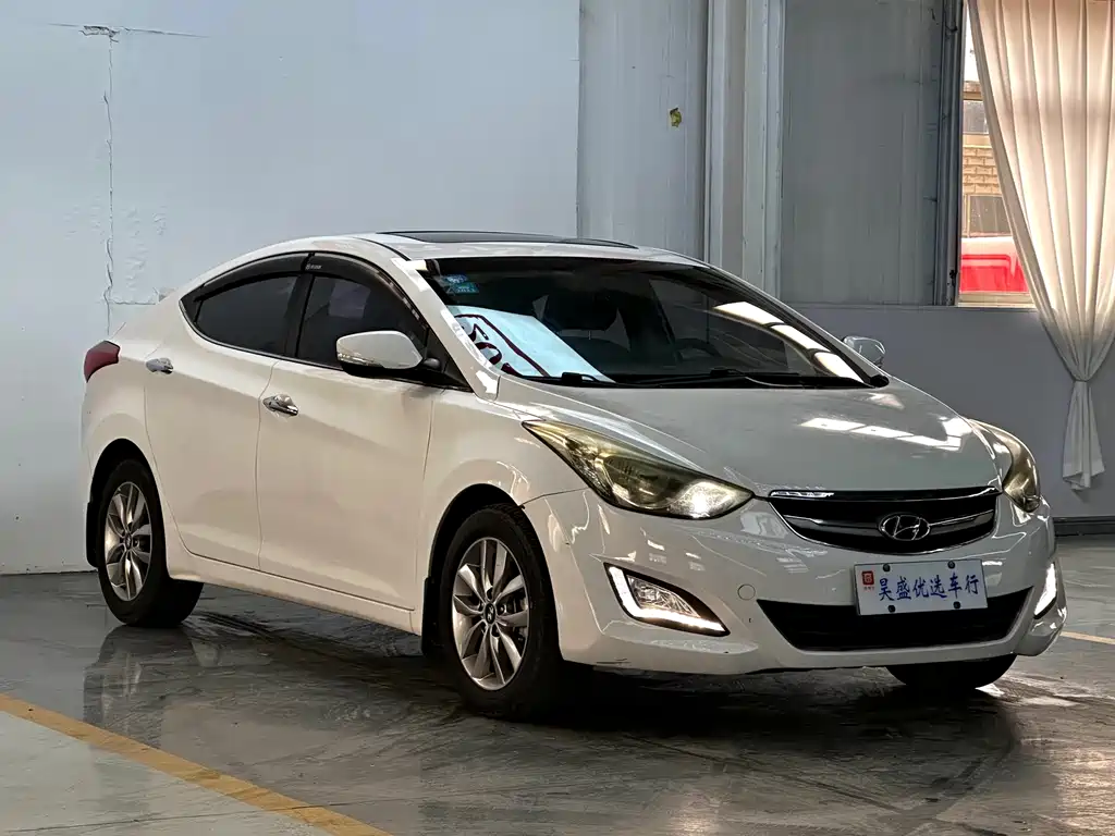 Hyundai Elantra Langdong 2016