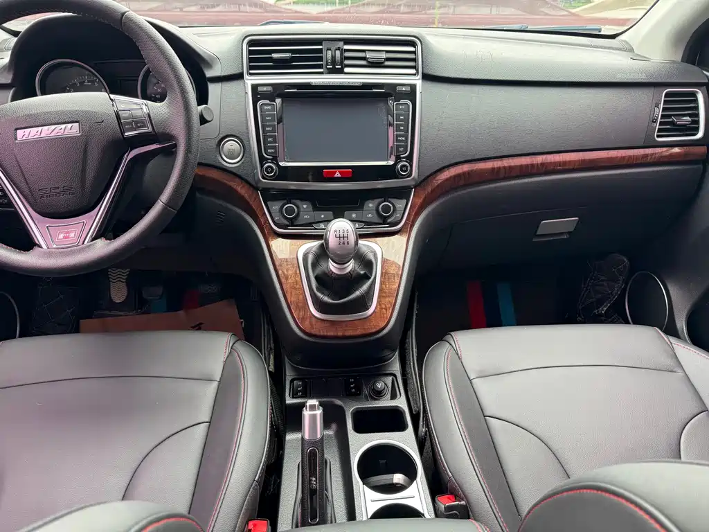 Haval H6 2017 — фото 18