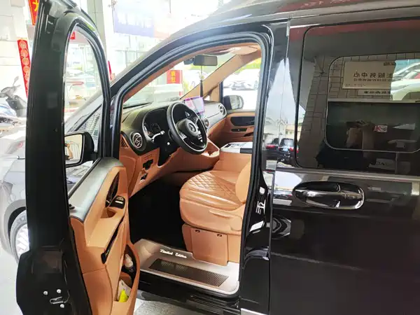 Mercedes-Benz V-Class 2020