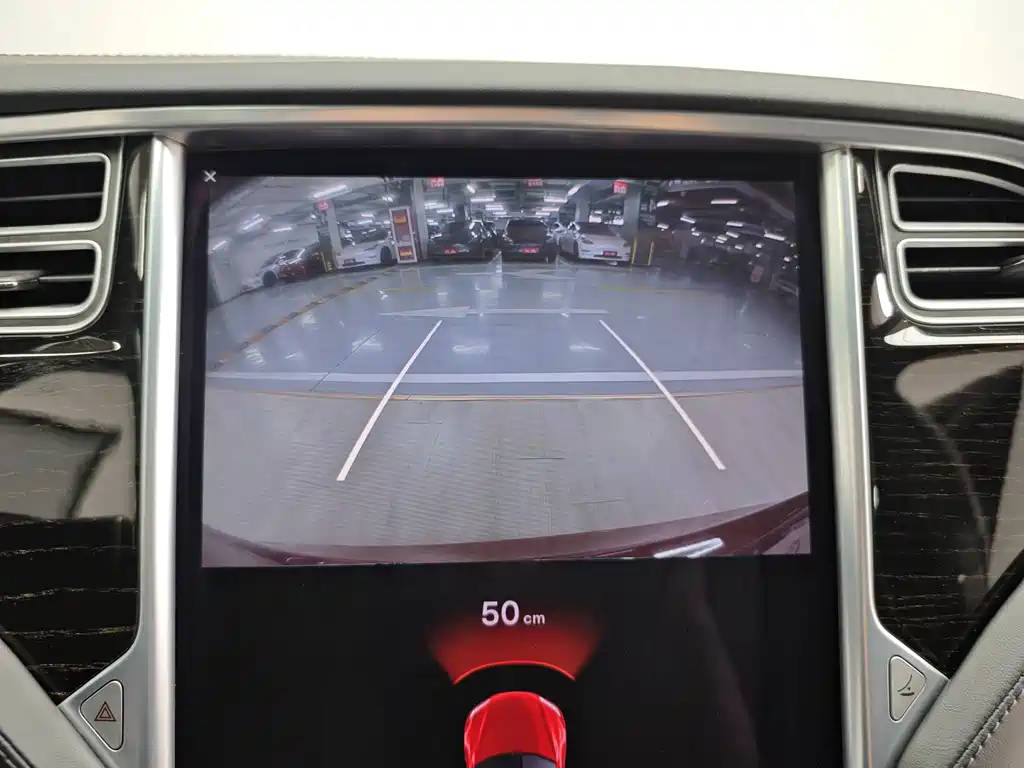 Tesla Model S 2017 — фото 20