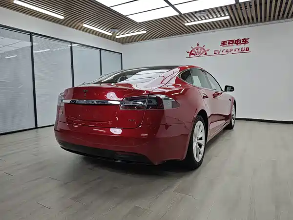 Tesla Model S 2017