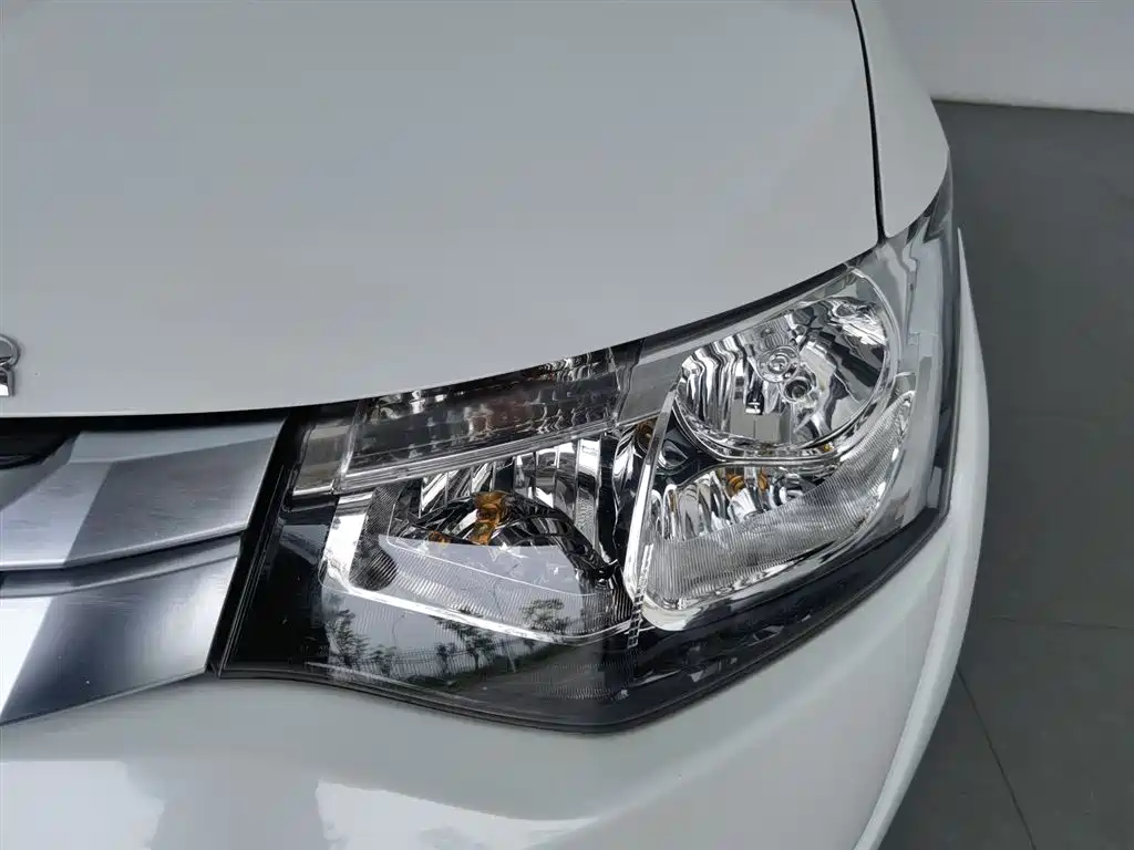 Mitsubishi Outlander 2015 — фото 7