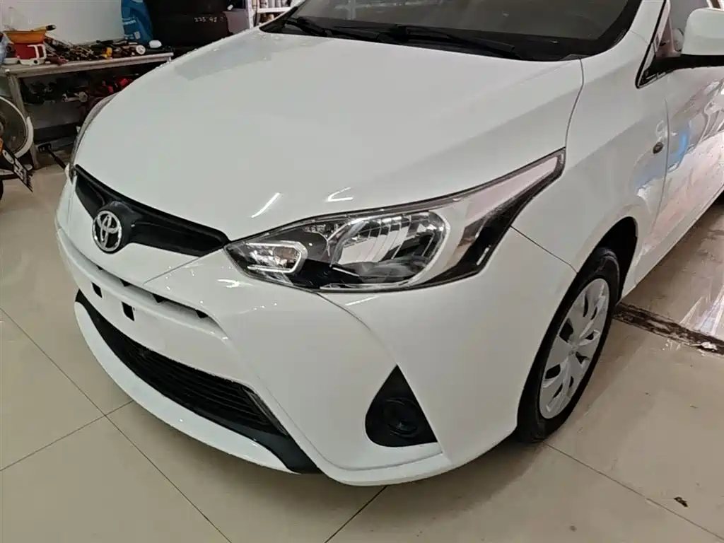 Toyota Yaris L 2020 — фото 24