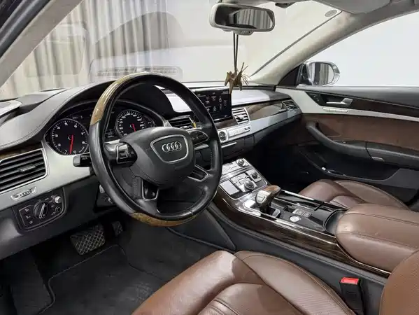 Audi A8 2015