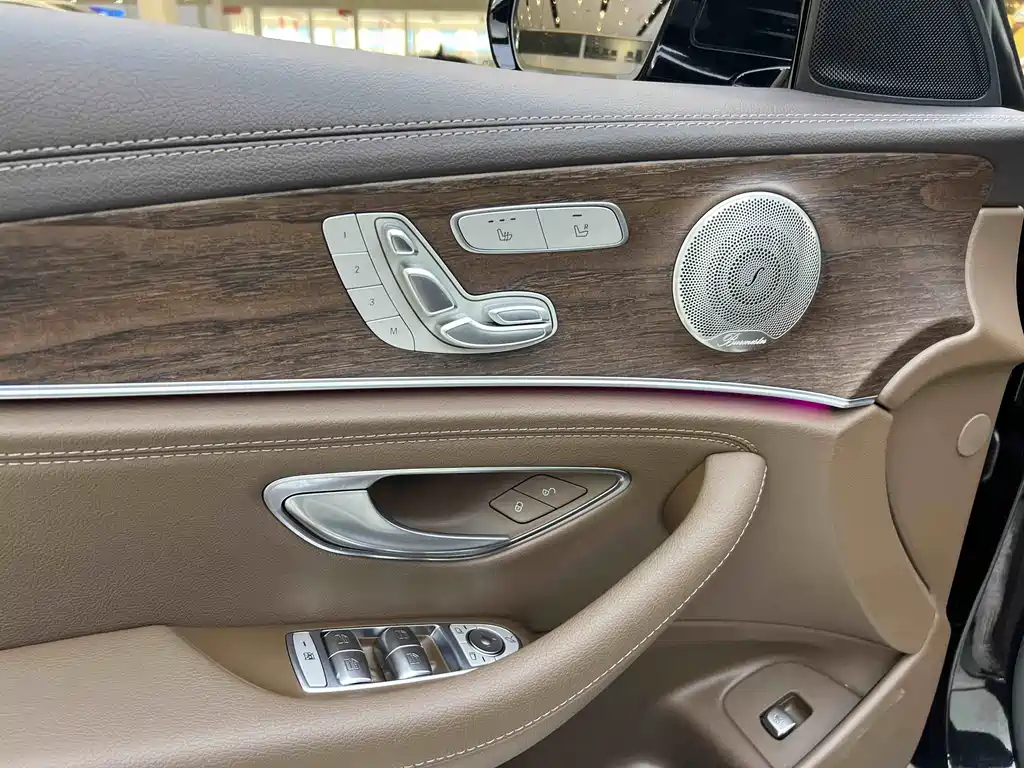 Mercedes-Benz E-Class 2023