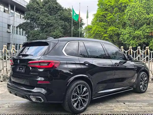 BMW X5 2022