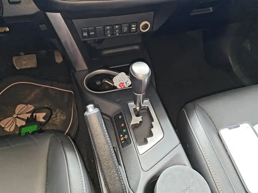 Toyota RAV4 2019 — фото 14