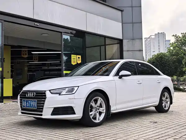 Audi A4L 2017