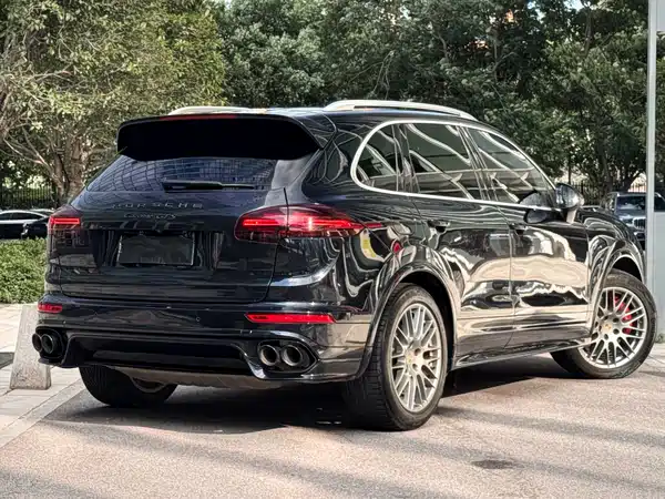 Porsche Cayenne 2015