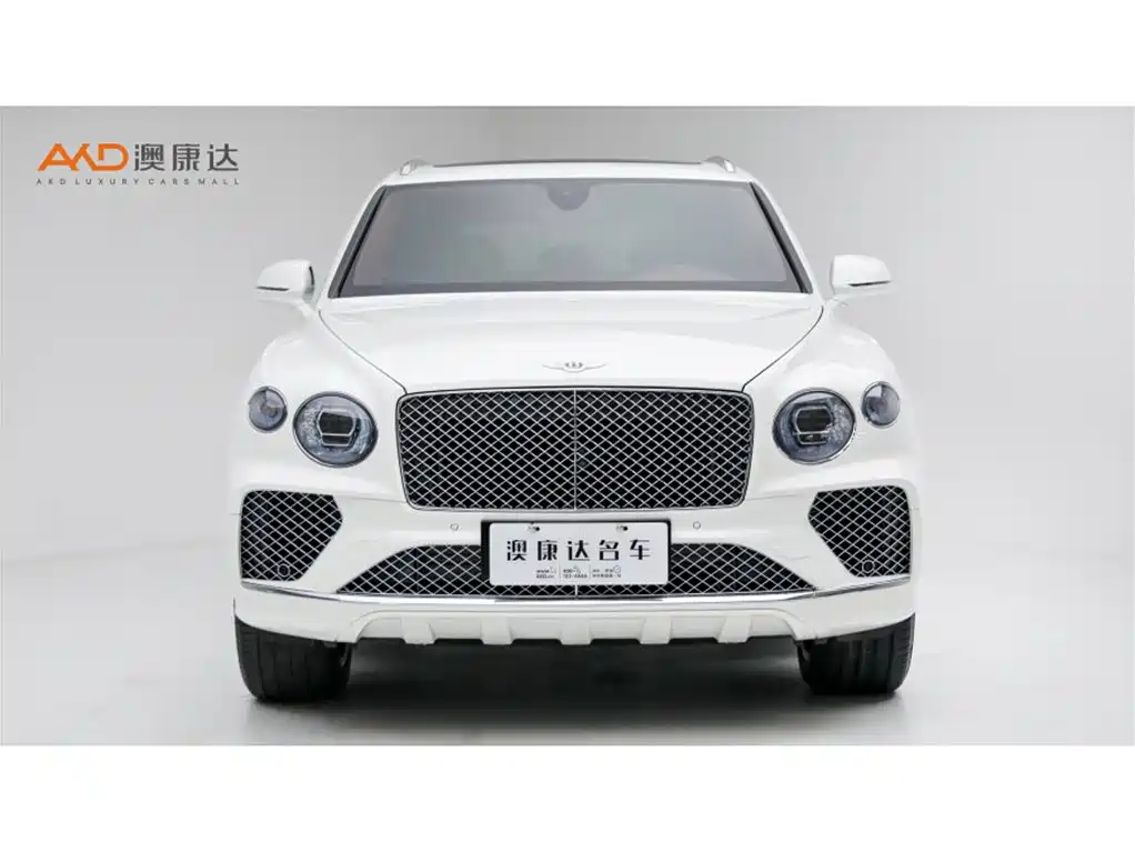 Bentley Bentayga 2023 — фото 2