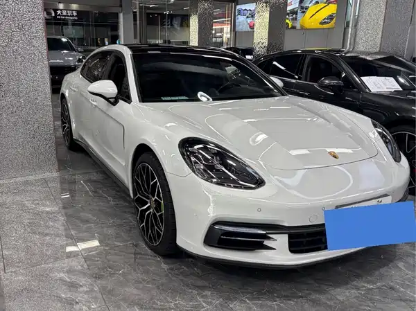 Porsche Panamera 2019