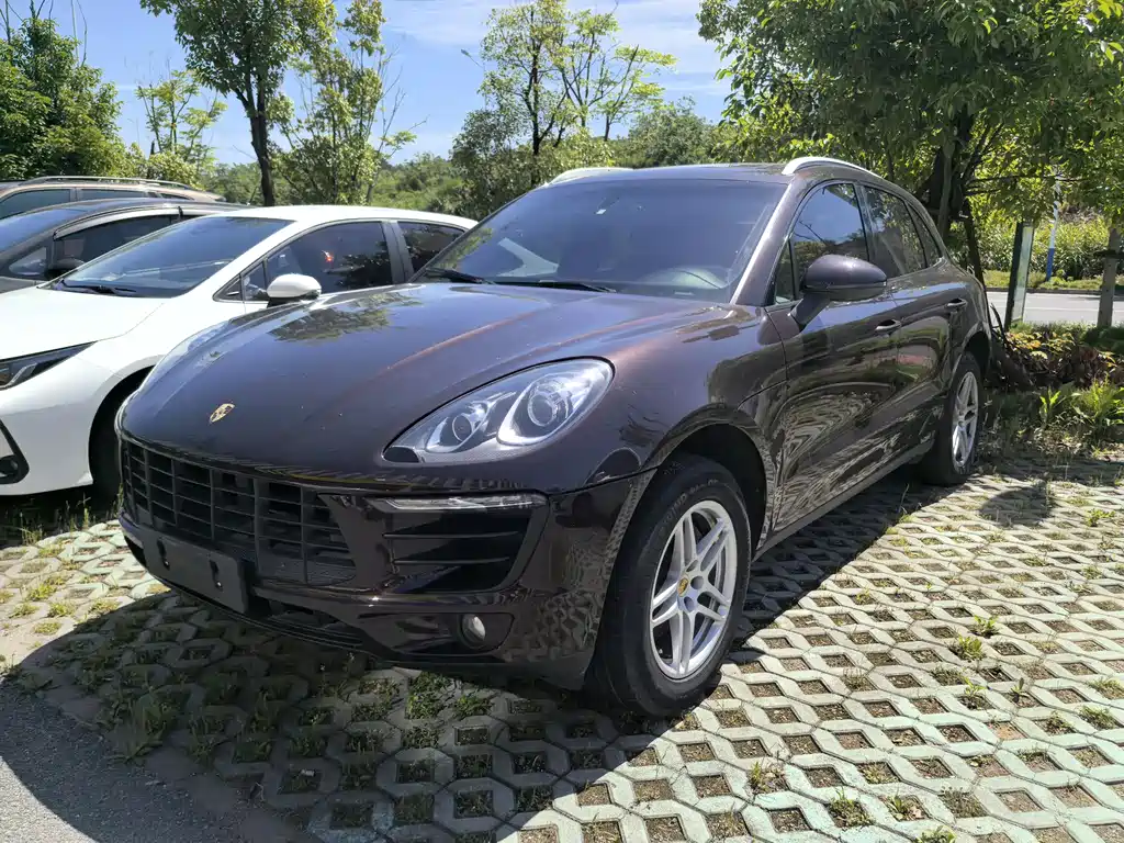 Porsche Macan 2016 — фото 1
