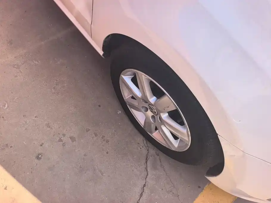 Volkswagen Polo 2014