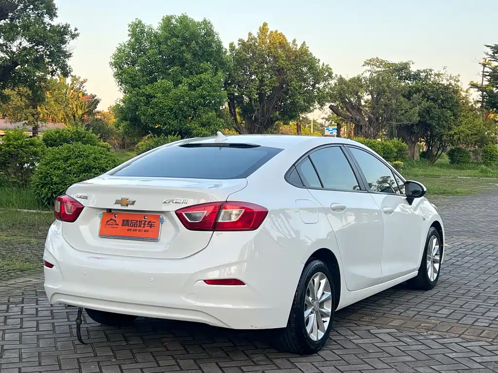 Chevrolet Cruze 2017 — фото 17