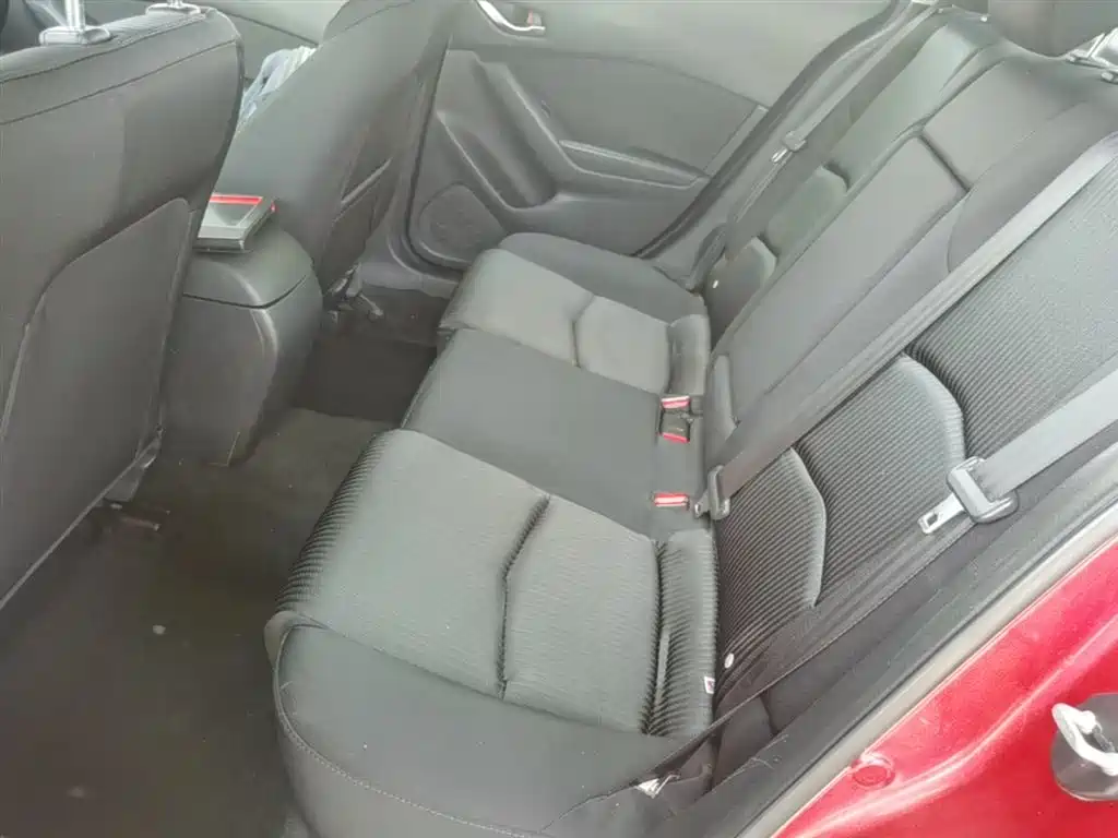 Mazda 3 Axela 2015 — фото 17