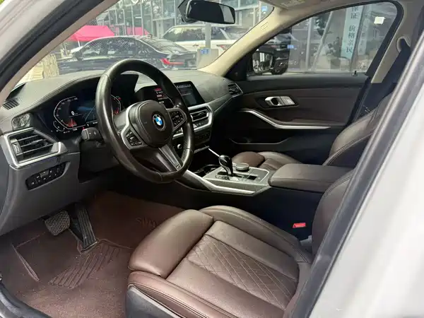 BMW 3 Series 2022