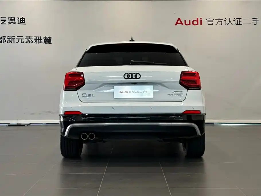 Audi Q2L 2020 — фото 5