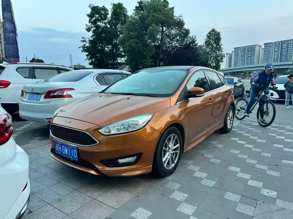 Ford Focus 2016 — фото 1