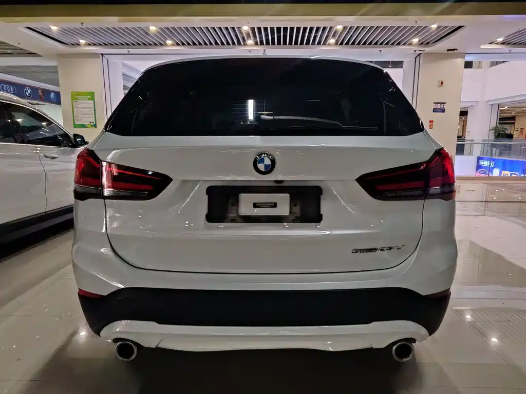 BMW X1 2022 — фото 12