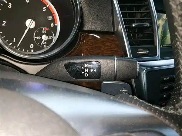 Mercedes-Benz M-Class 2014