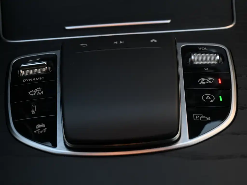 Mercedes-Benz GLC AMG 2020 — фото 11
