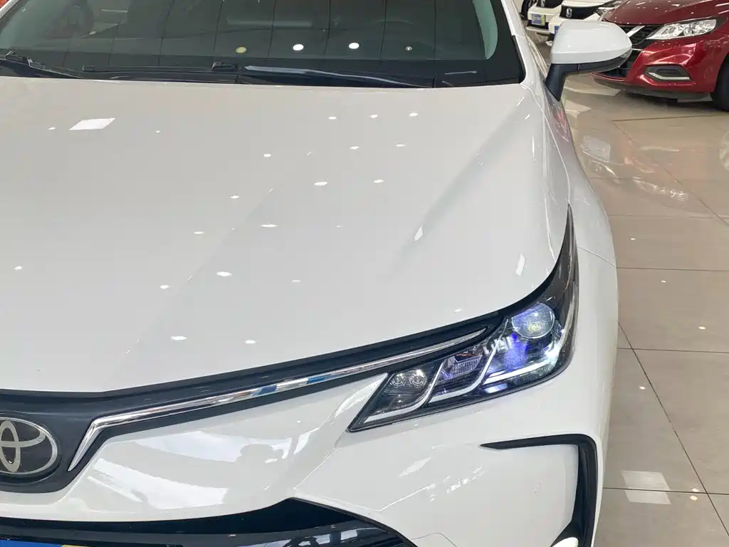 Toyota Corolla 2021 — фото 15