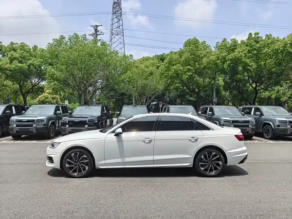 Audi A4L 2022