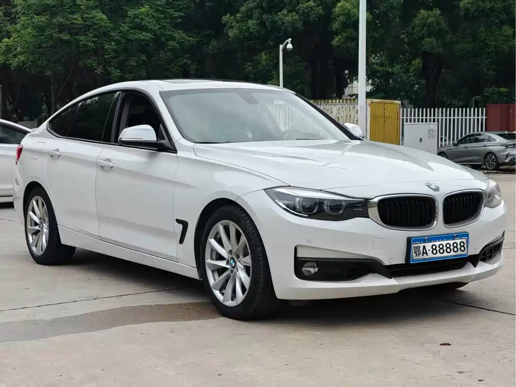BMW 3 Series GT 2018