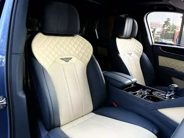Bentley Bentayga 2022