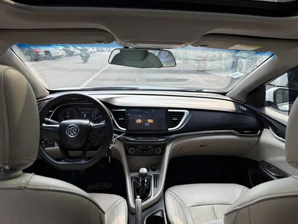 Buick Excelle 2017 — фото 13