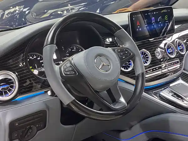 Mercedes-Benz Vito 2024
