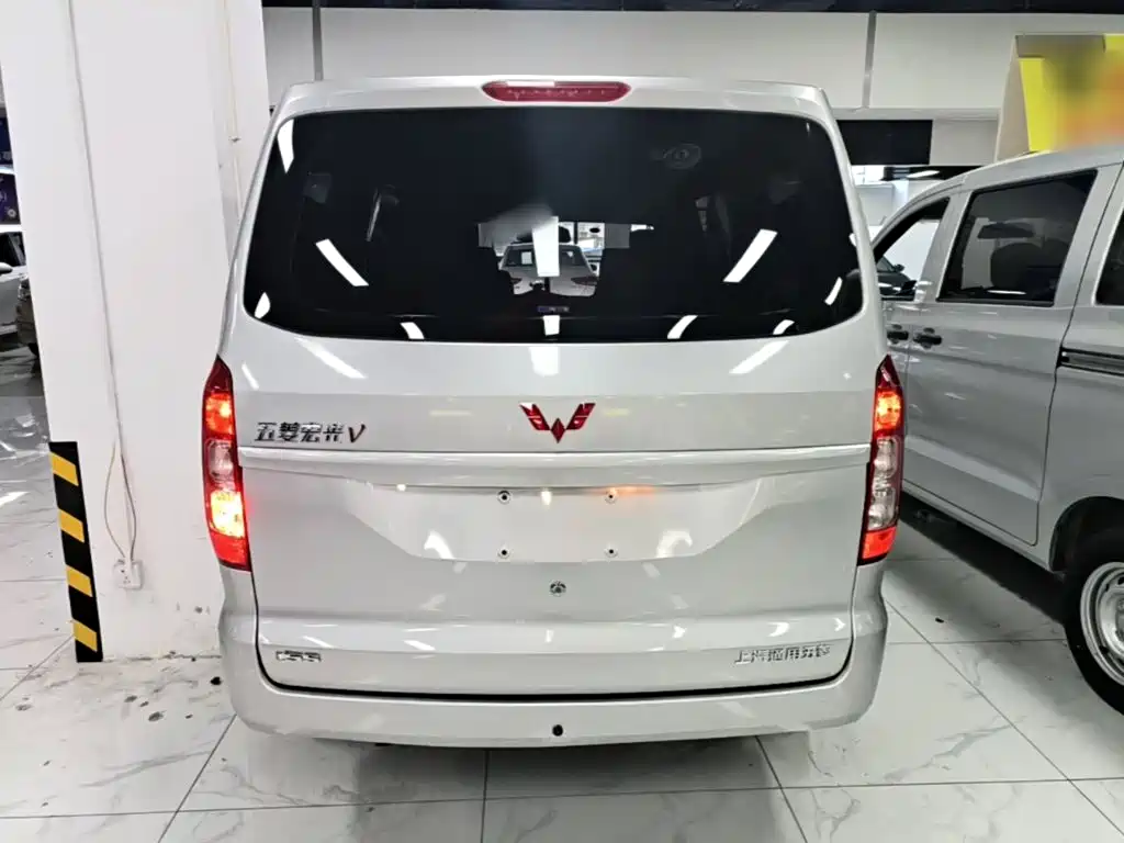 Wuling Hongguang V 2022 — фото 6