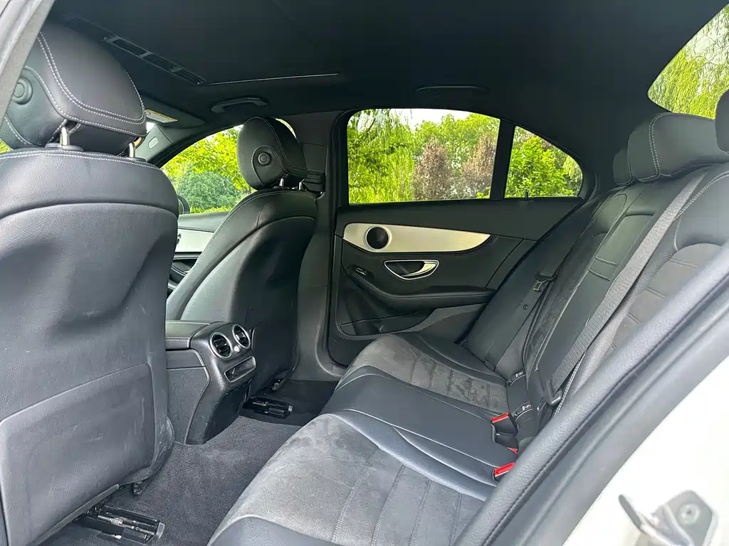 Mercedes-Benz C-Class 2019 — фото 14