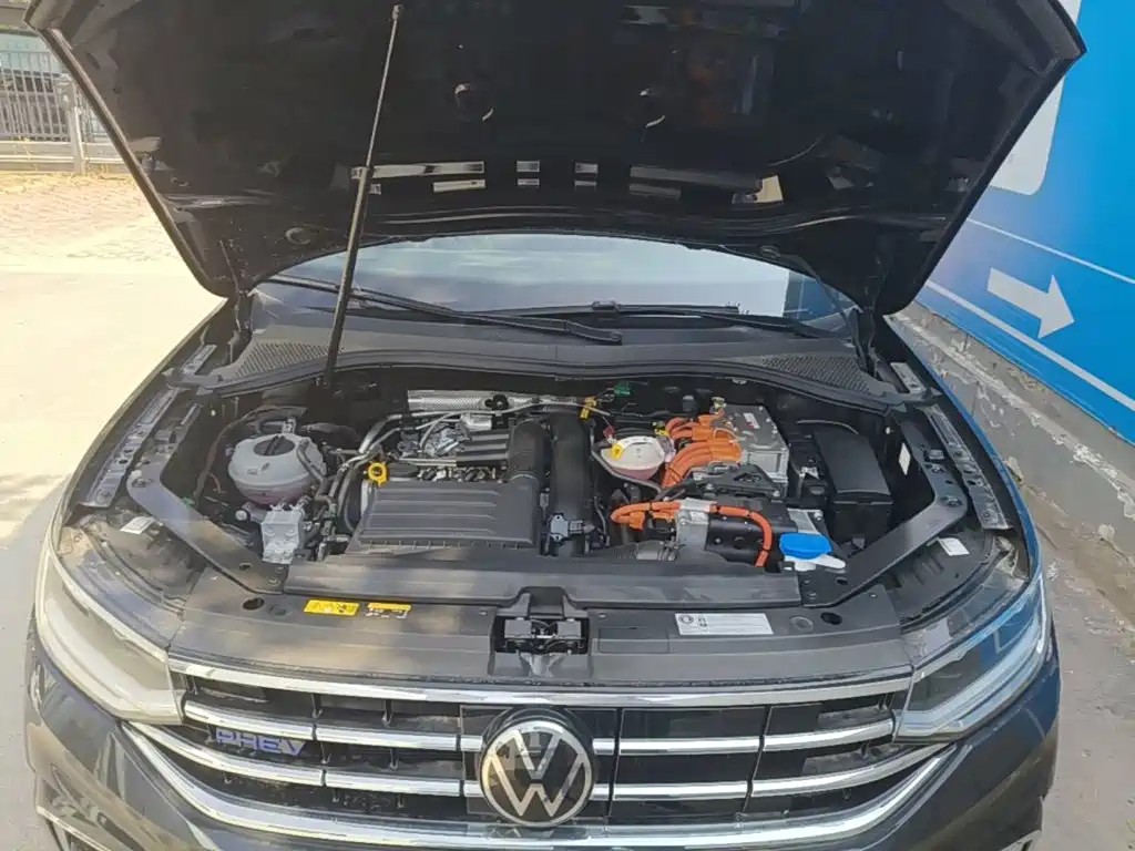Volkswagen Tiguan L Plug-In Hybrid 2025 — фото 20