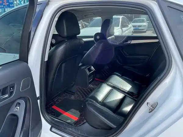 Audi A4L 2014
