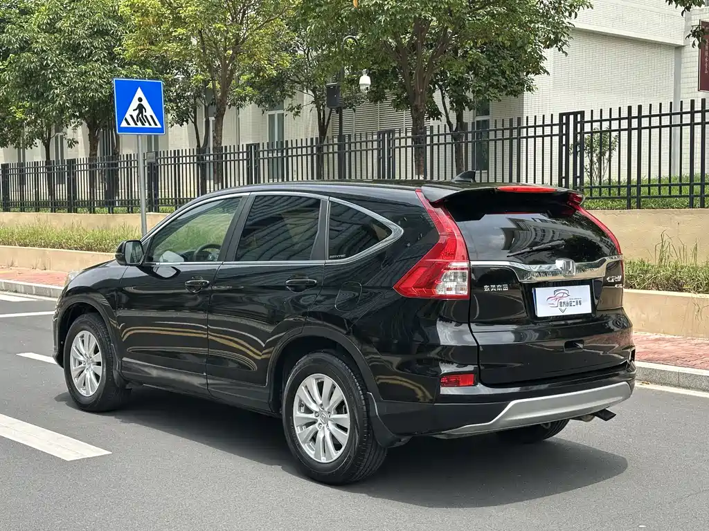 Honda CR-V 2015 — фото 14