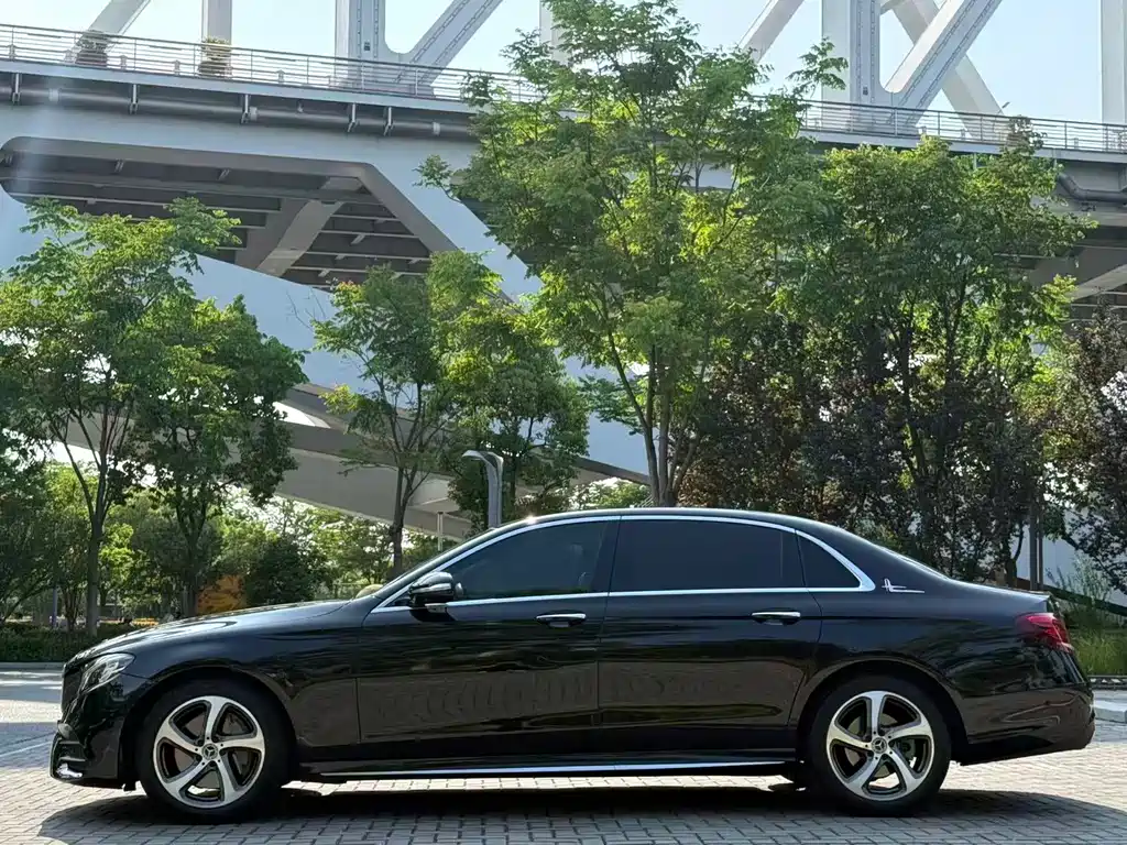 Mercedes-Benz E-Class 2018 — фото 4