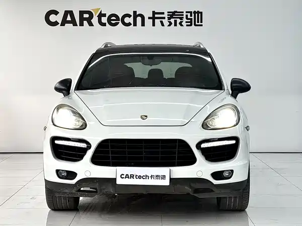 Porsche Cayenne 2011