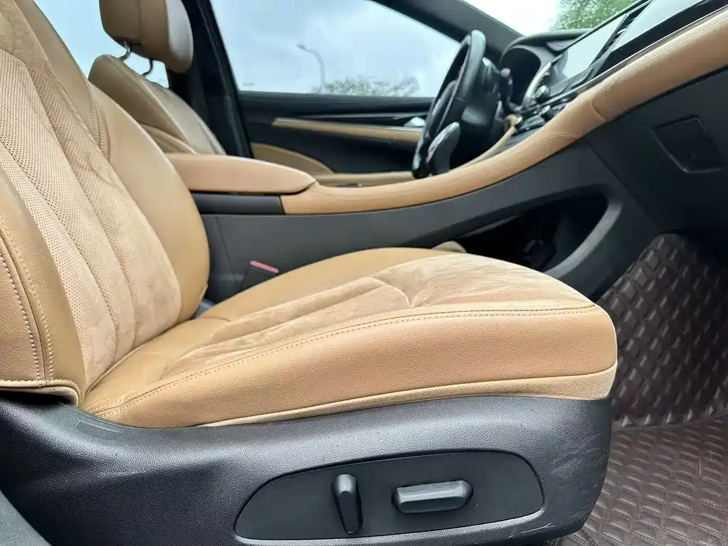 Buick LaCrosse 2017 — фото 14