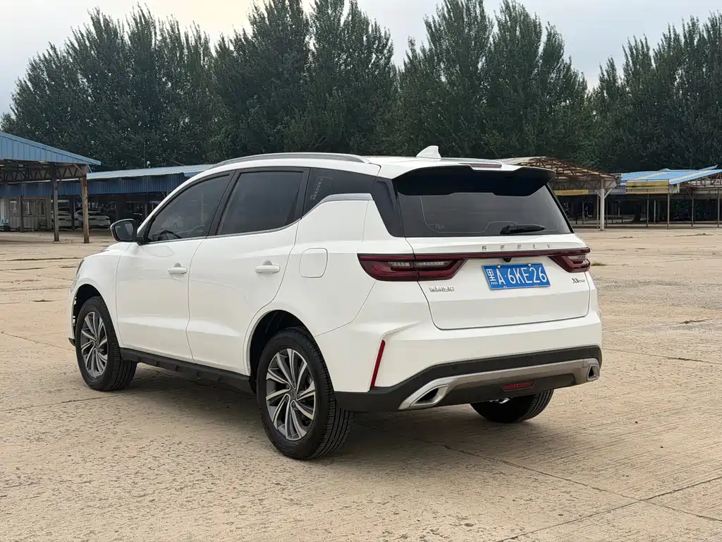 Geely Vision X6 2022