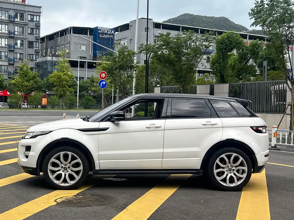 Land Rover Range Rover Evoque 2013 — фото 7