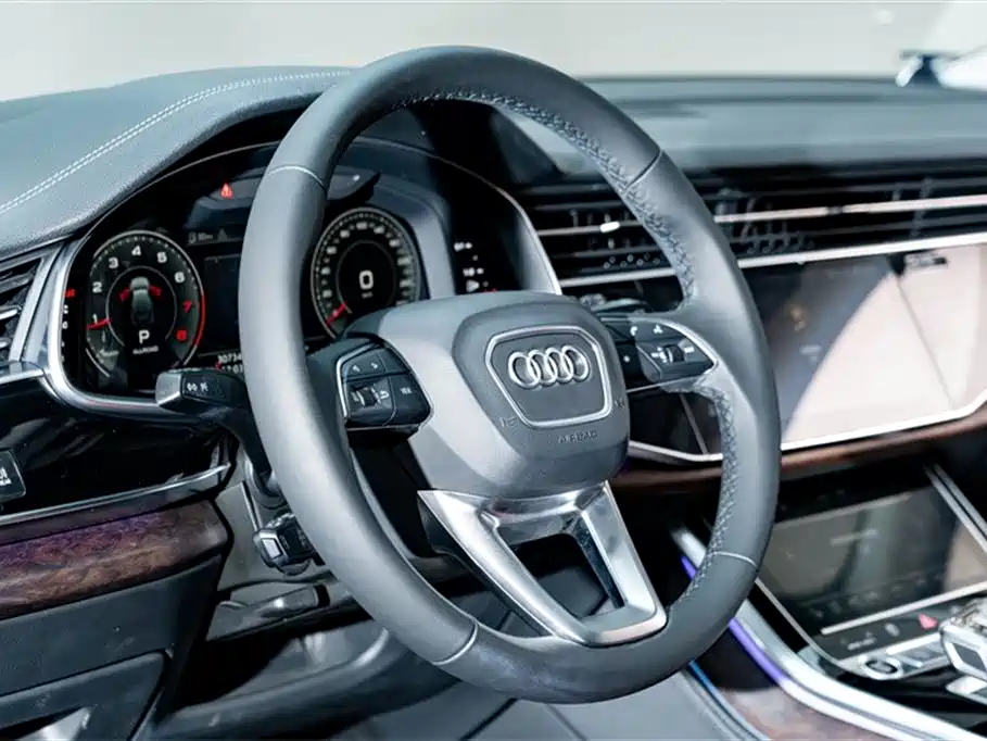 Audi Q7 2024 — фото 12