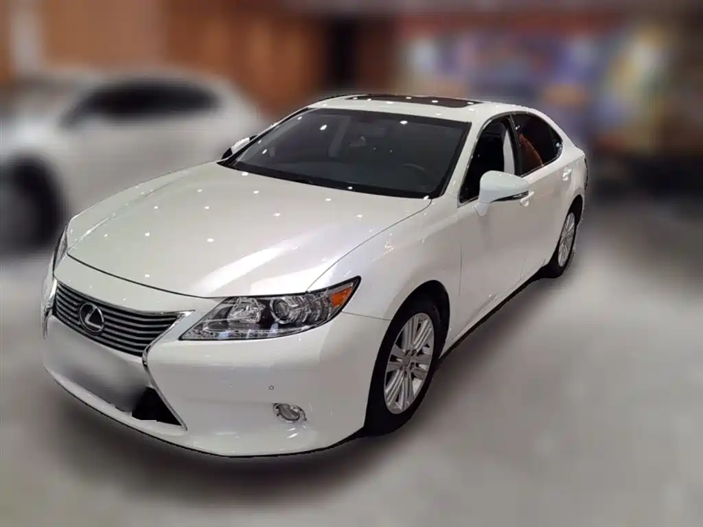 Lexus ES 2014 — фото 3