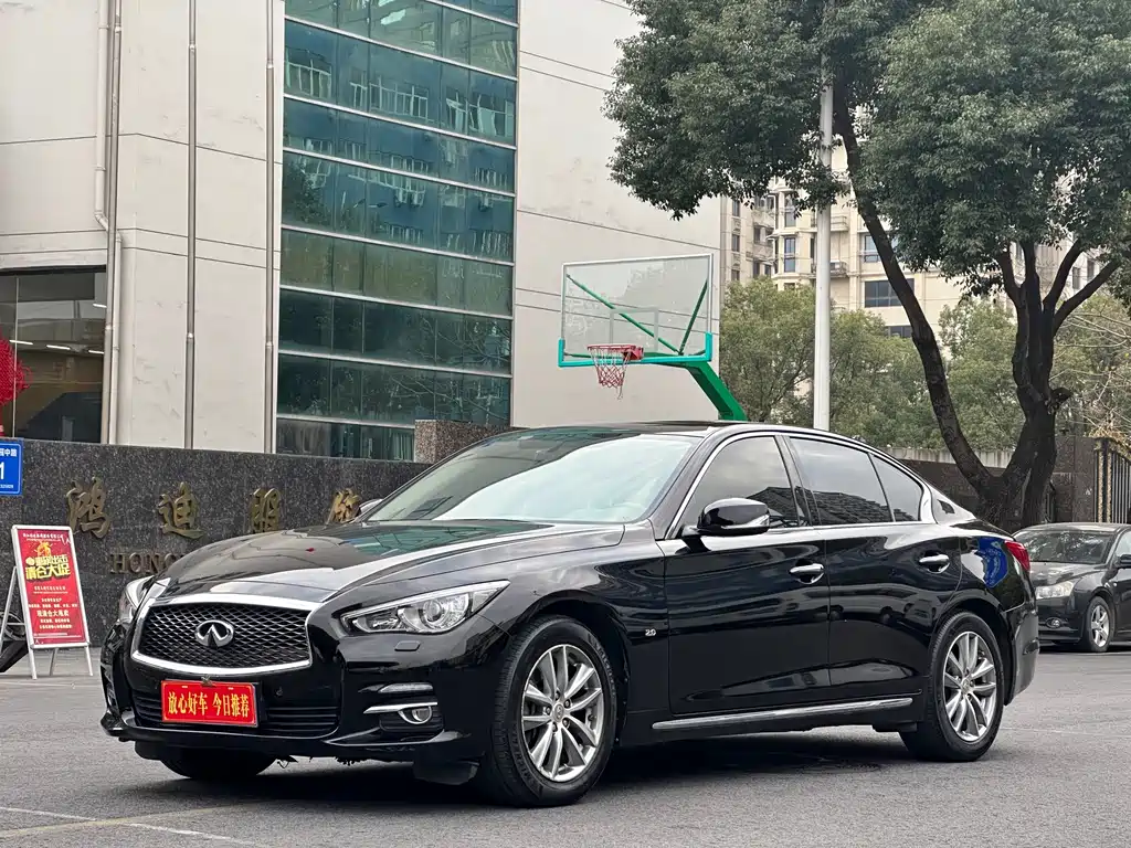 Infiniti Q50L 2018 — фото 3