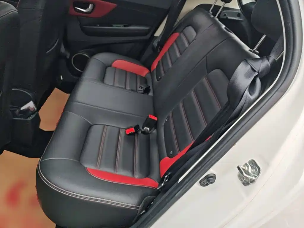 Haval H1 2016 — фото 17