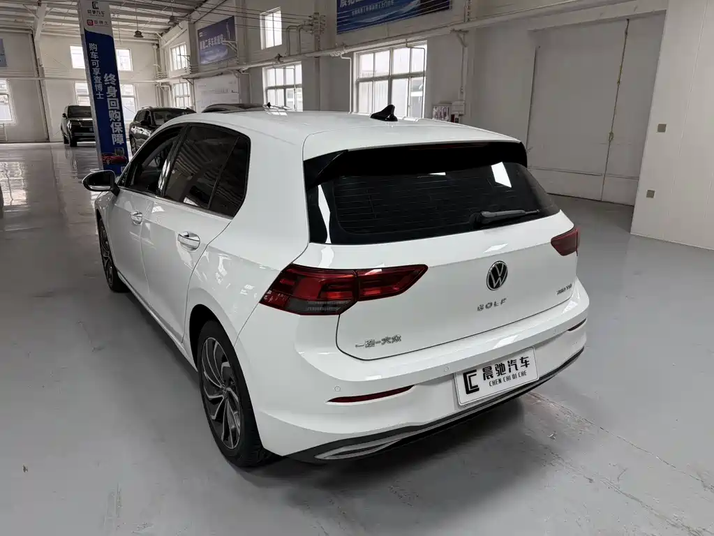 Volkswagen Golf 2022