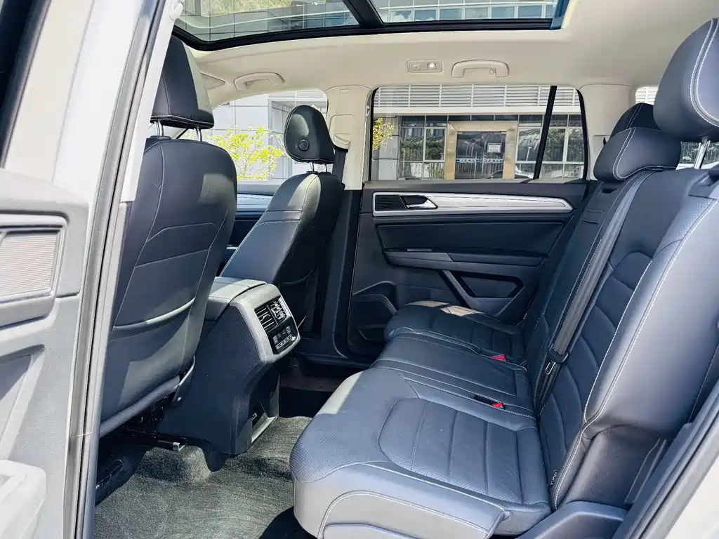 Volkswagen Teramont 2018 — фото 14