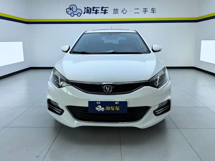 Changan Eado XT 2016 — фото 2