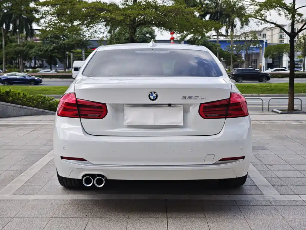 BMW 3 Series 2019