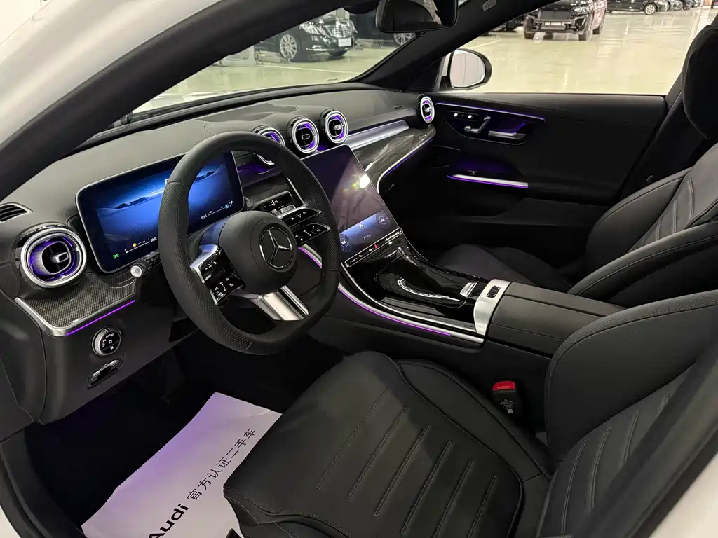 Mercedes-Benz C-Class 2024